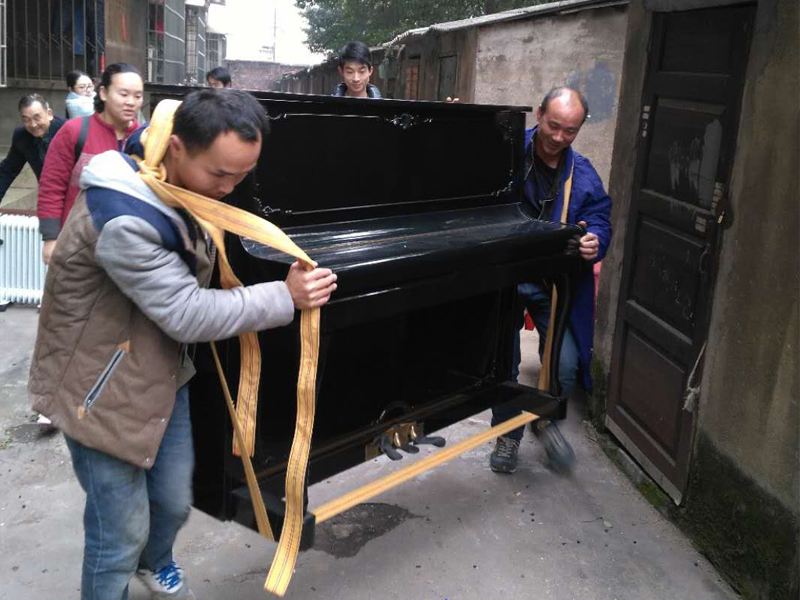 鋼琴搬運